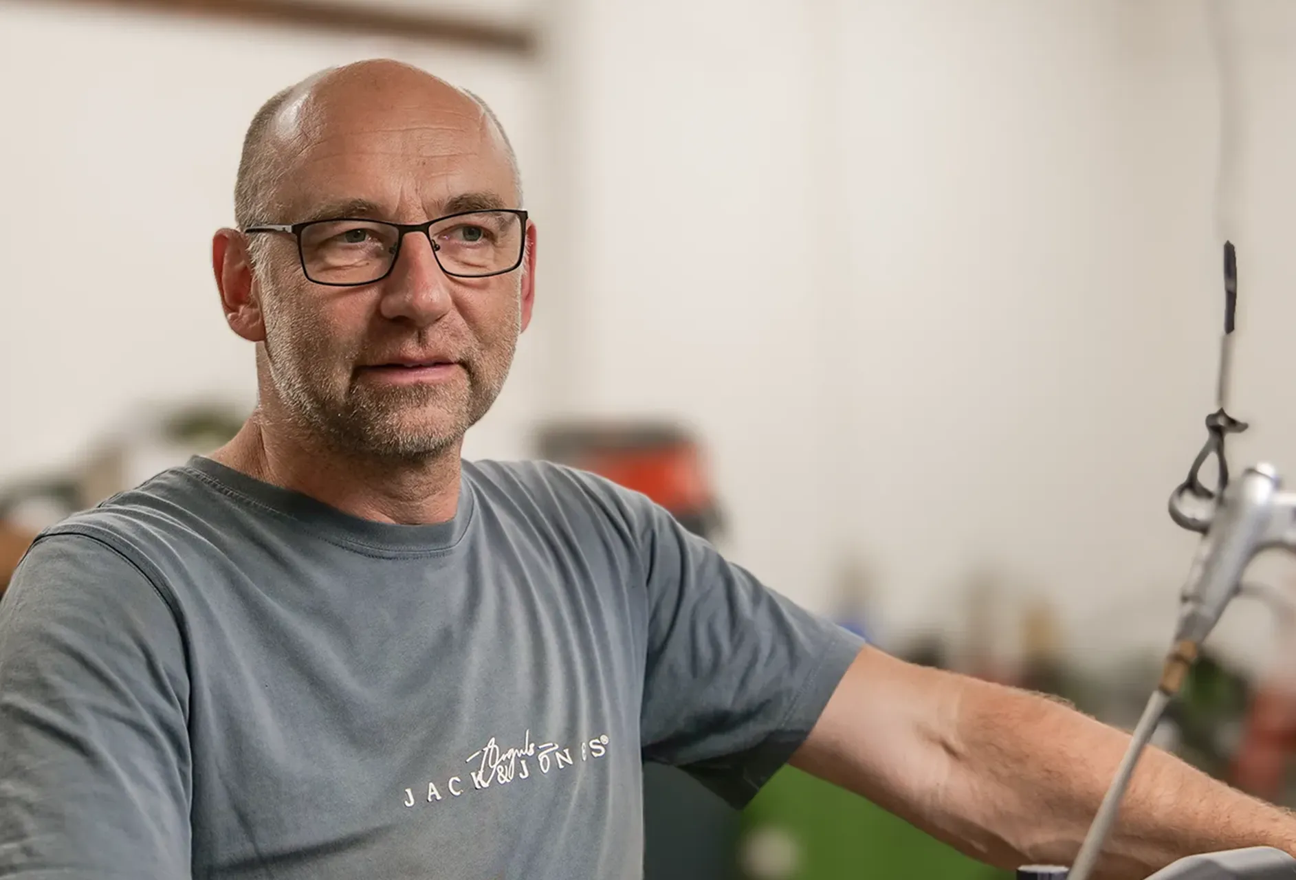 Stefan Besmehn Inhaber der Waffenstube Thalkirchen München Kopie